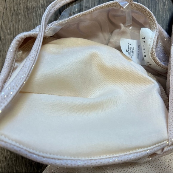 Studio 1011 Women’s Low Cut Cowl Neck Sleeveless Cream Glitter Padded Bodysuit M - Picture 6 of 11